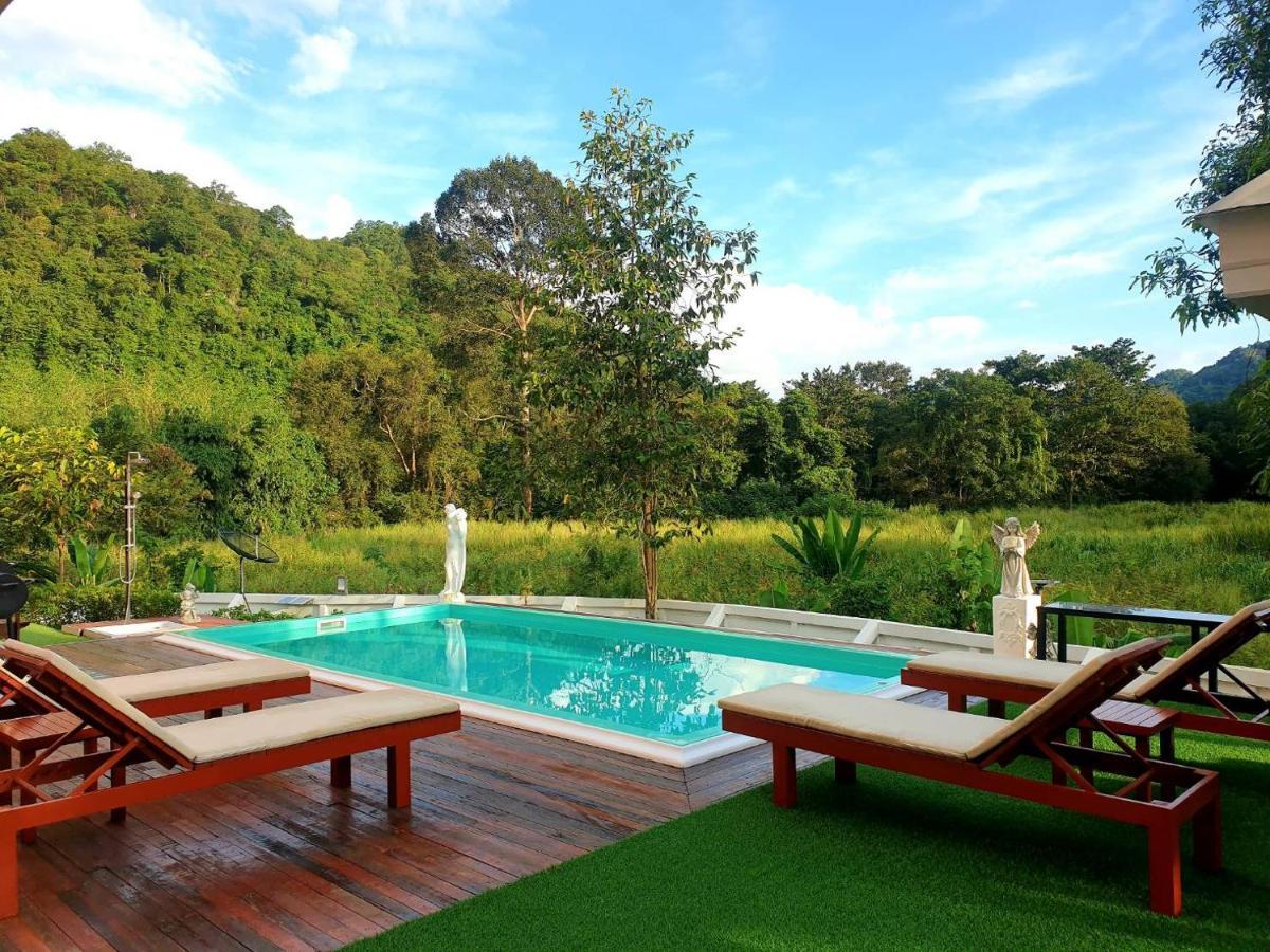 Chateau De Luxi Khao Yai - ชาโตว์ เดอ ลูซี่ เขาใหญ่ Villa Mu Si Exterior photo